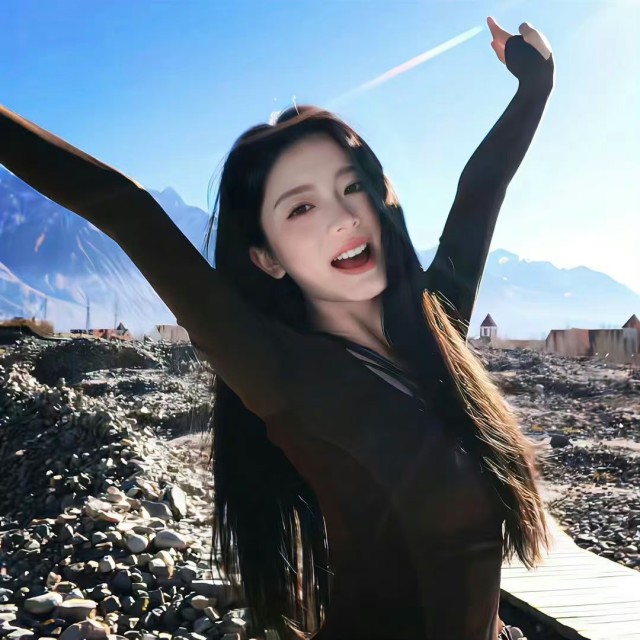 619249857 头发太长遮住了眼泪
