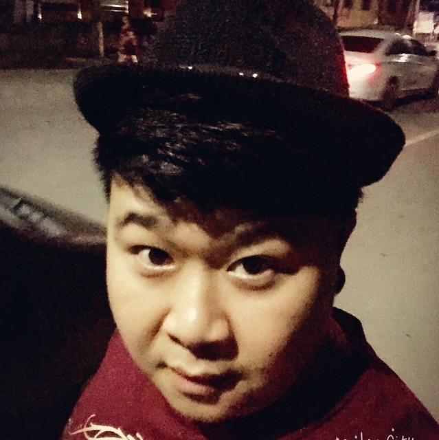 655389 King. 