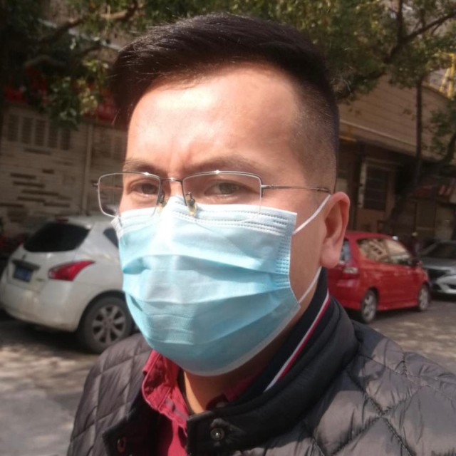 659888 黄海伟