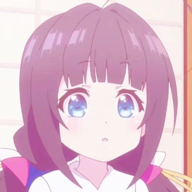 663759 董嫄