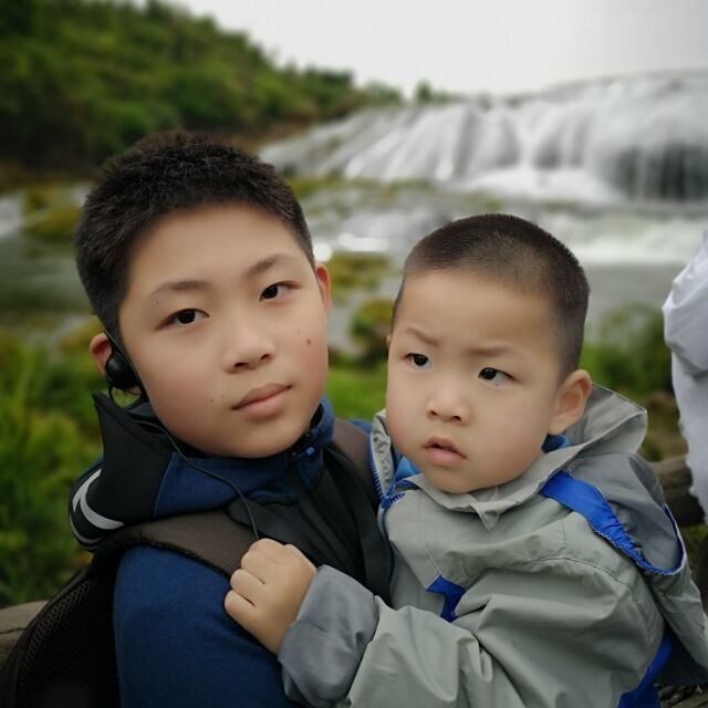 664827 达小弟