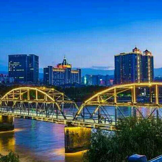 665403 坐看云起