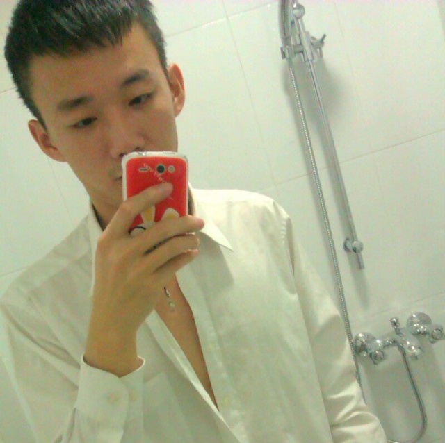 669735 小伟