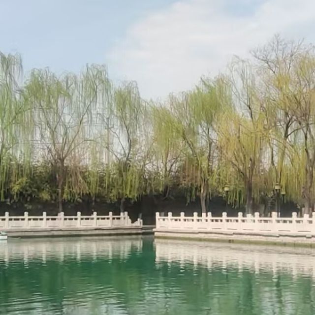 671898 顽皮仔