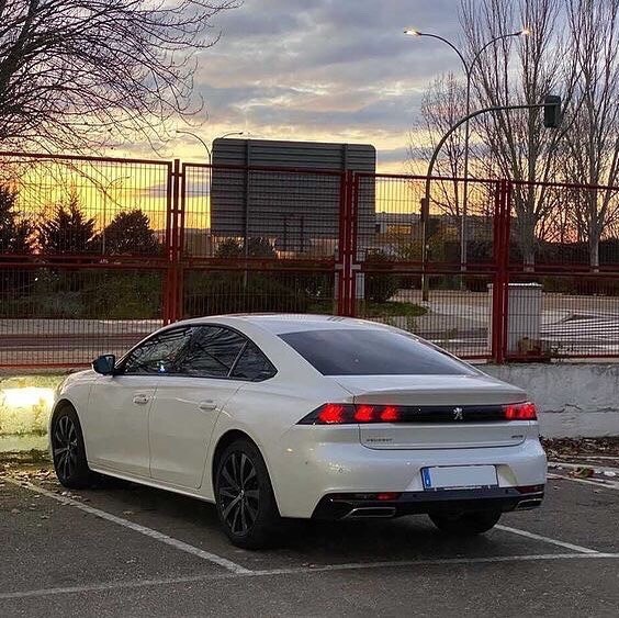 674850311 PEUGEOT