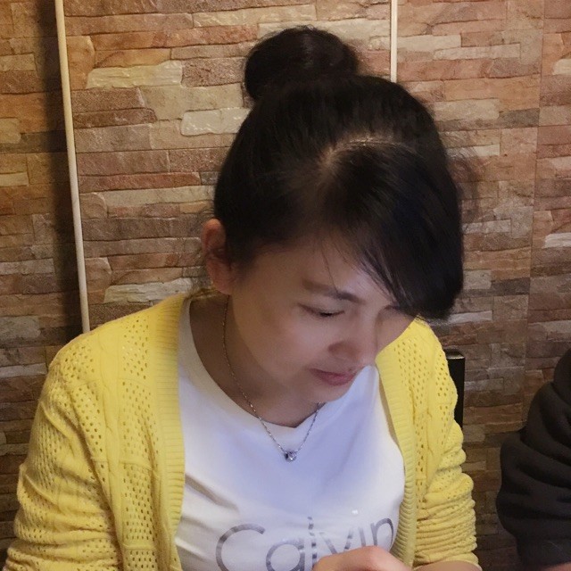 676986 红 舞