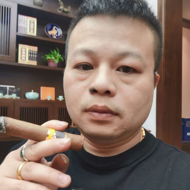 677393 王金