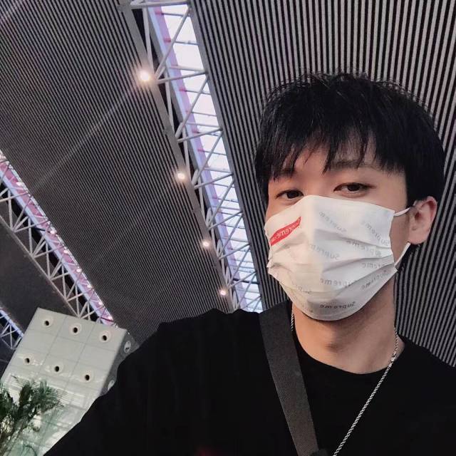 677568 Kim
