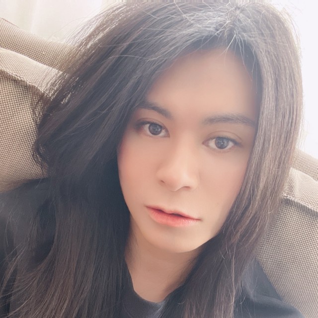 681076 颜筱昭