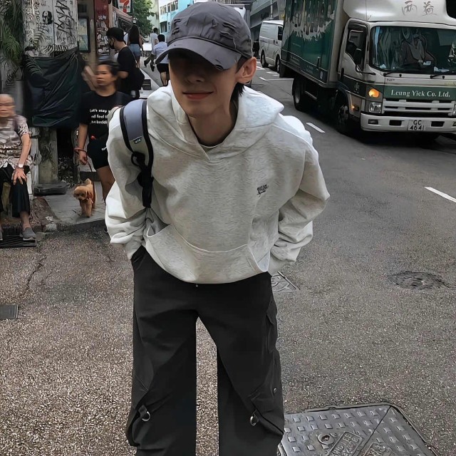 681584 孤城石头