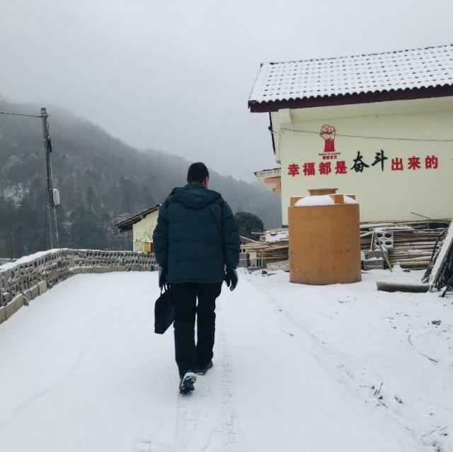 688600 赖易同