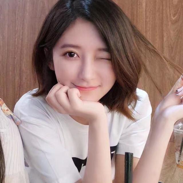 690175 Lily