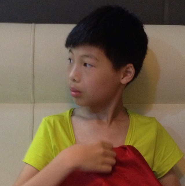 691863 仰望蔚蓝