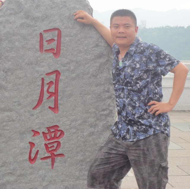 694597 快乐熊