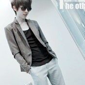 697209 Andy