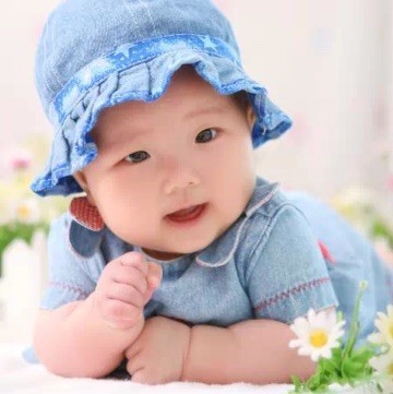 698653 思逸