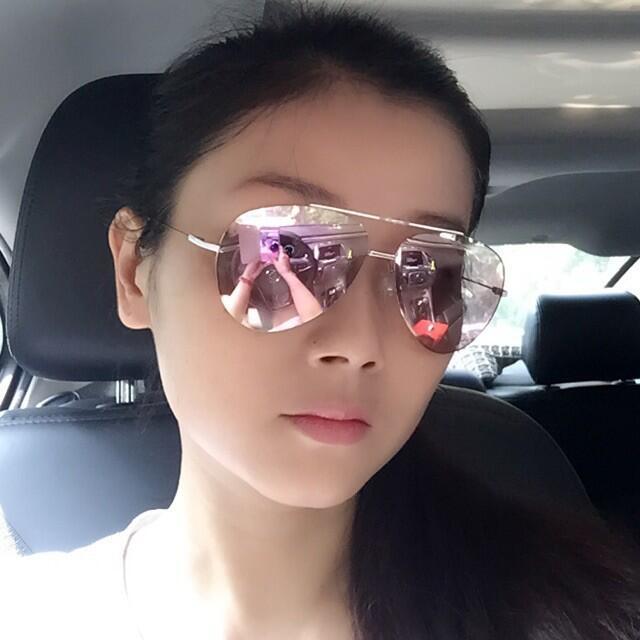 702284 睫毛翘翘