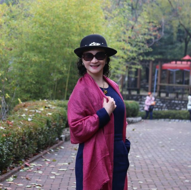 703020 心语低诉