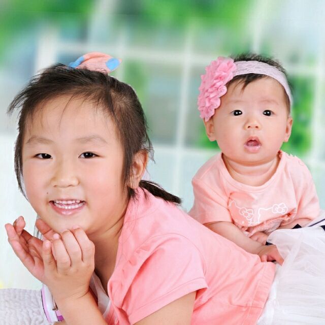 715243 黄碧