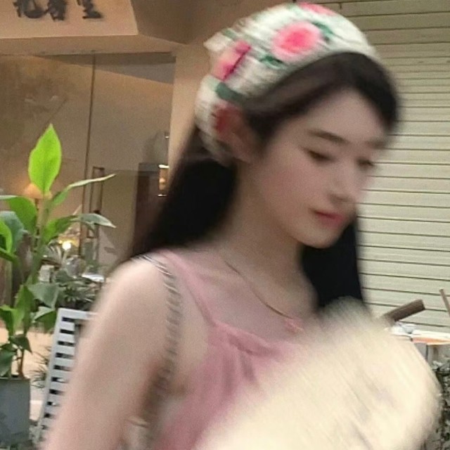 718005 。
