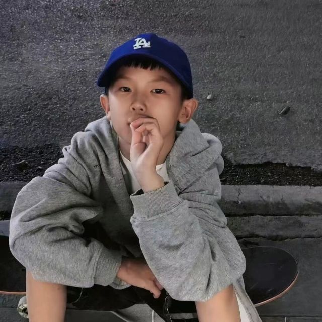 722698 平平淡淡