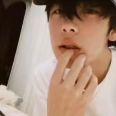 724217  ┛單筅笙/cy
