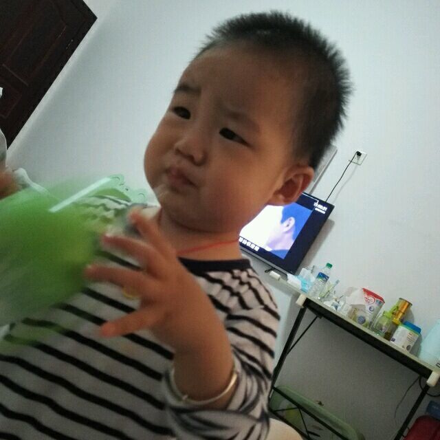 725965 leslie