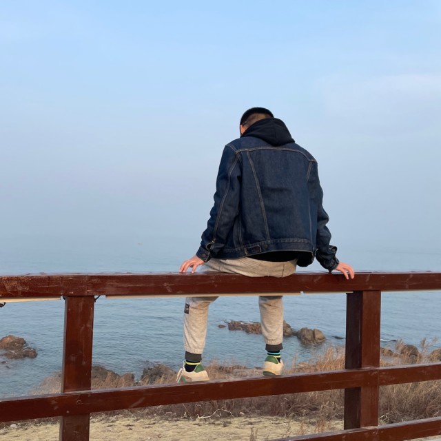 727411 靓仔