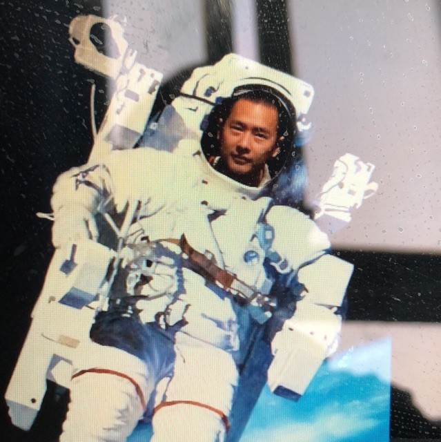 735720 朴城男装