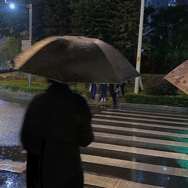 740683 包子
