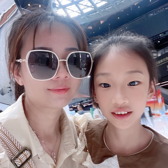 740884 小兰