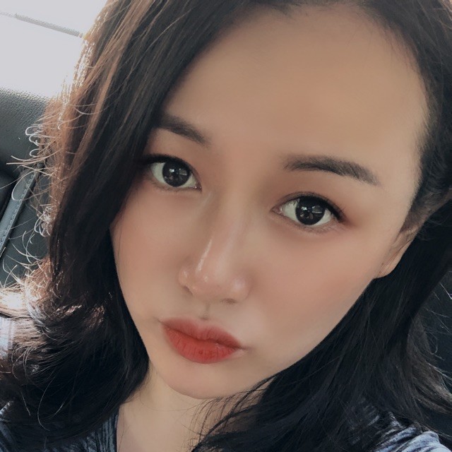 742614  女丑。
