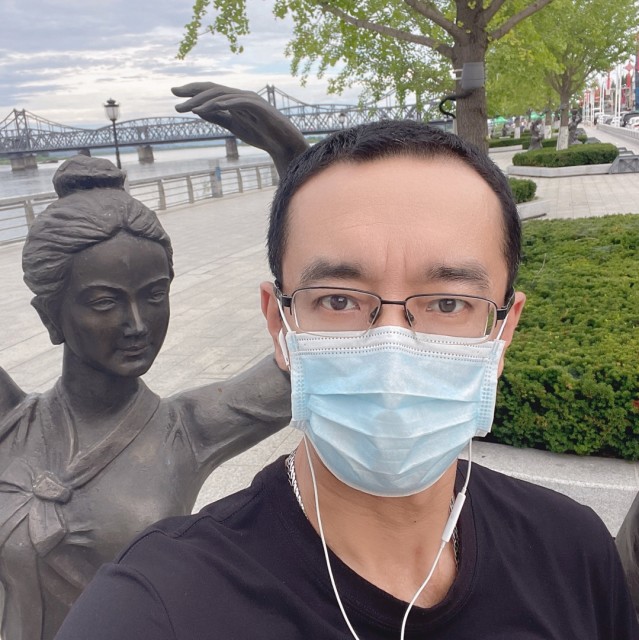 74342 透明的蓝