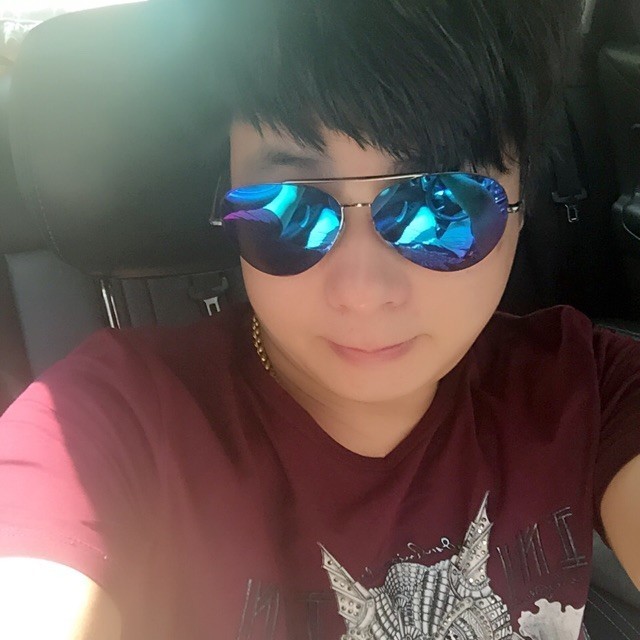 745166 微笑感染嘴角的苦涩