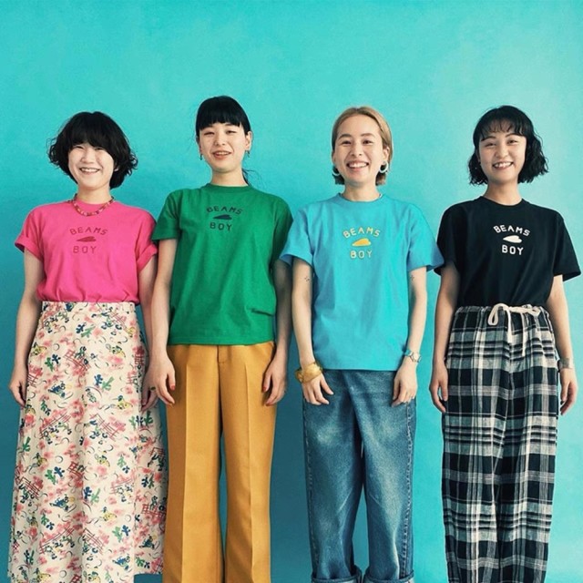 745718 依依