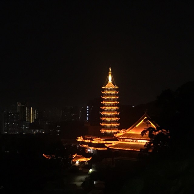 747743 长江前浪