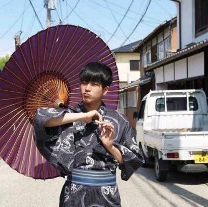 748981 Fan Z