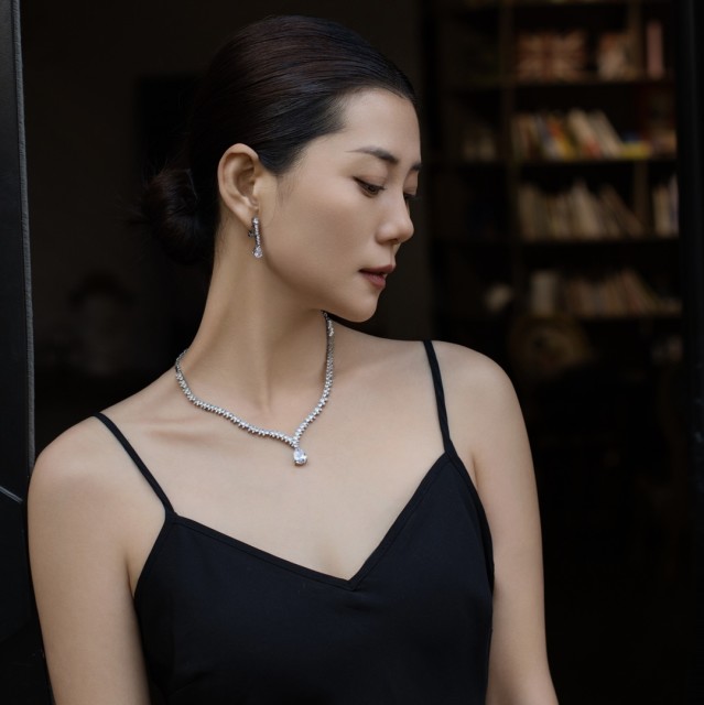 749056 Nana