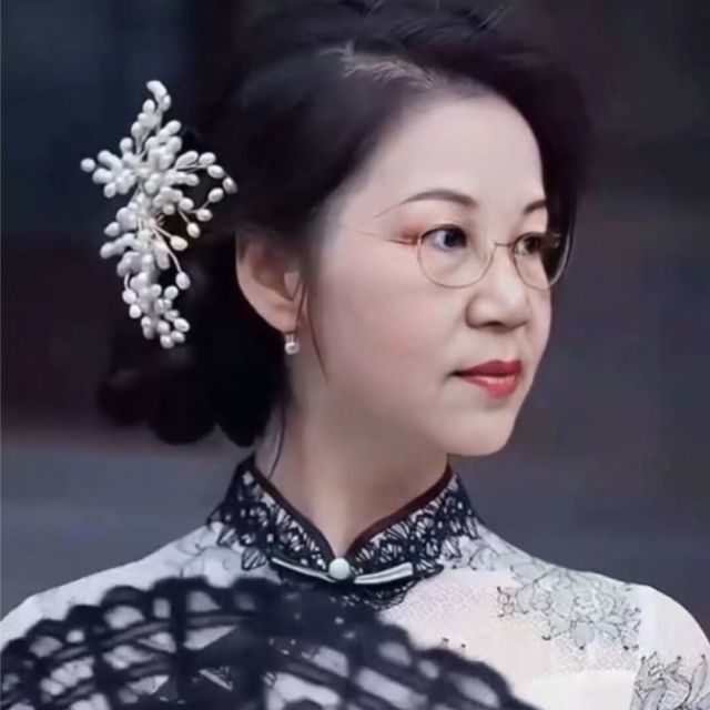 749505 浅月淡淡