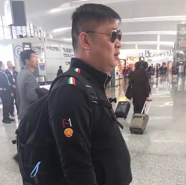 751486 Mr.Lee