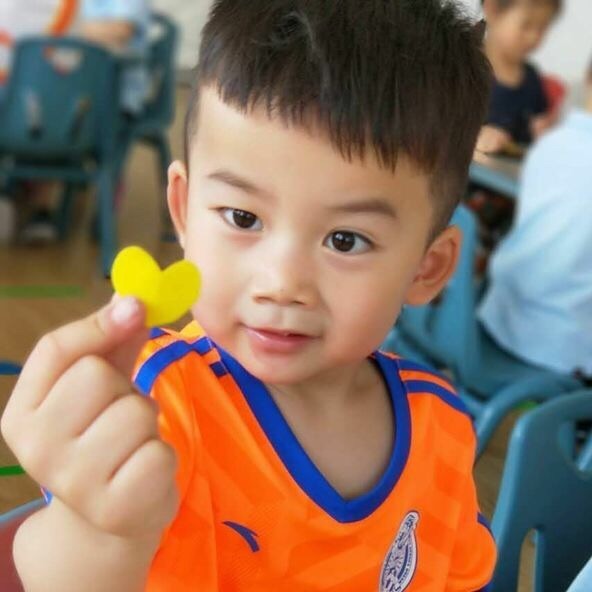 756416 小梦. ``
