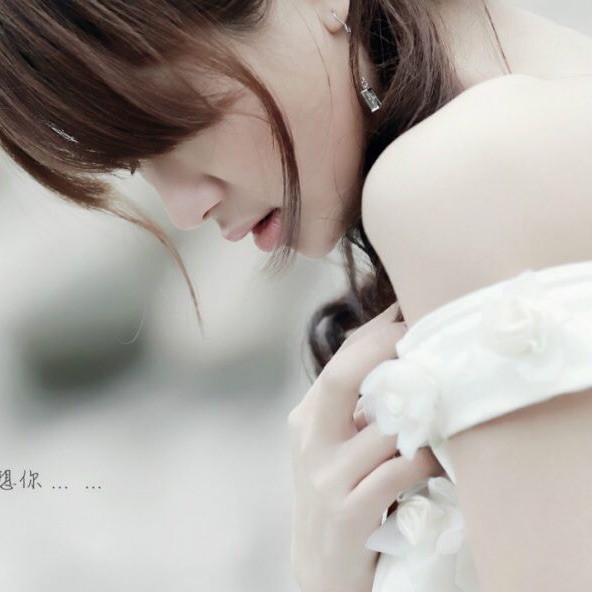 758678 傻妞