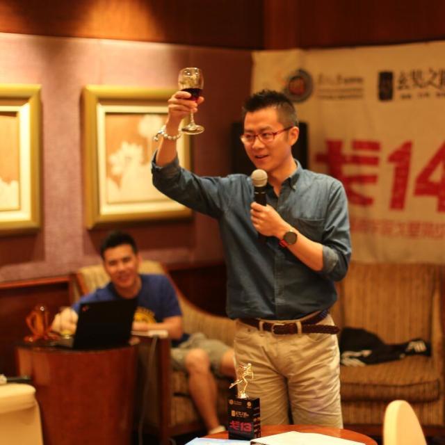 764357 谢昊