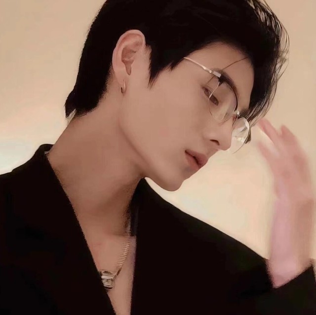 764700 无聊的自尊.