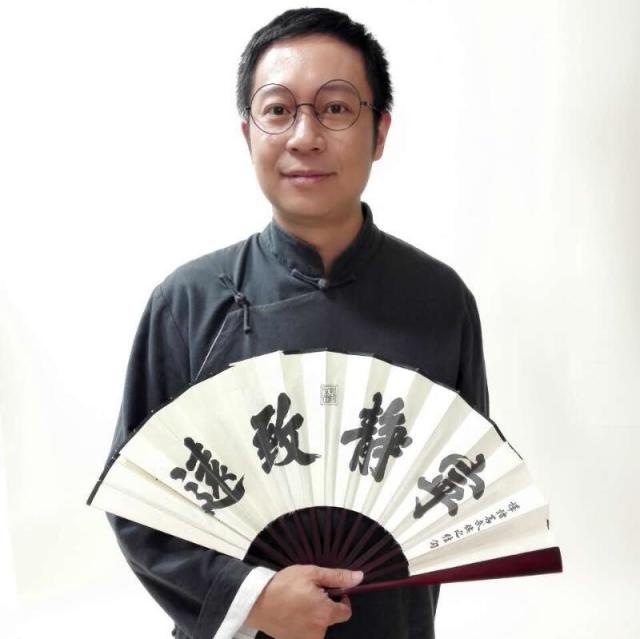 767368 毛洁华 John