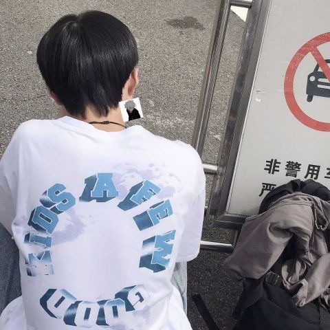 767419 小伊