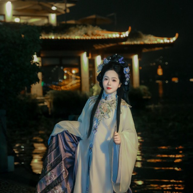 767918 天使也一样