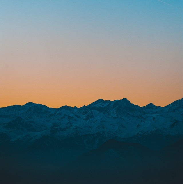 770887 M+