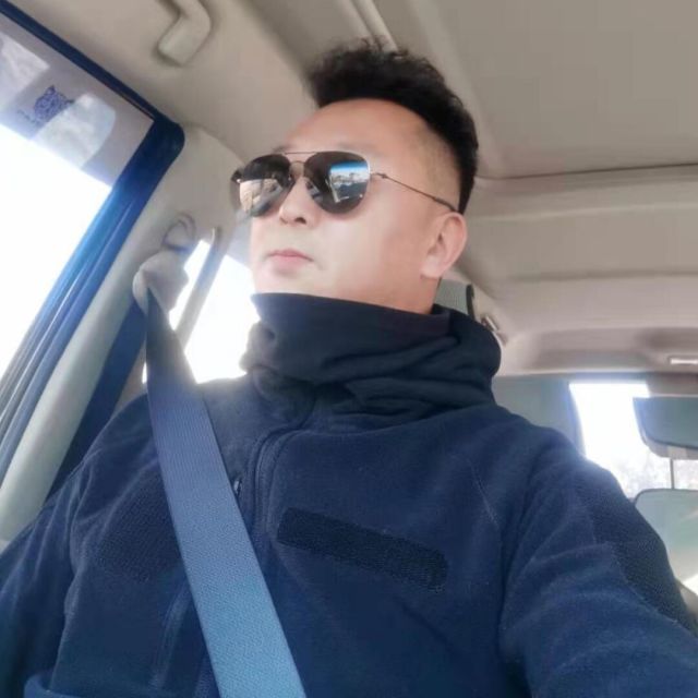 774957 小哥