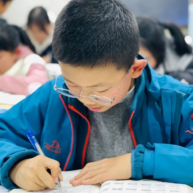 776322 睿熙老爸